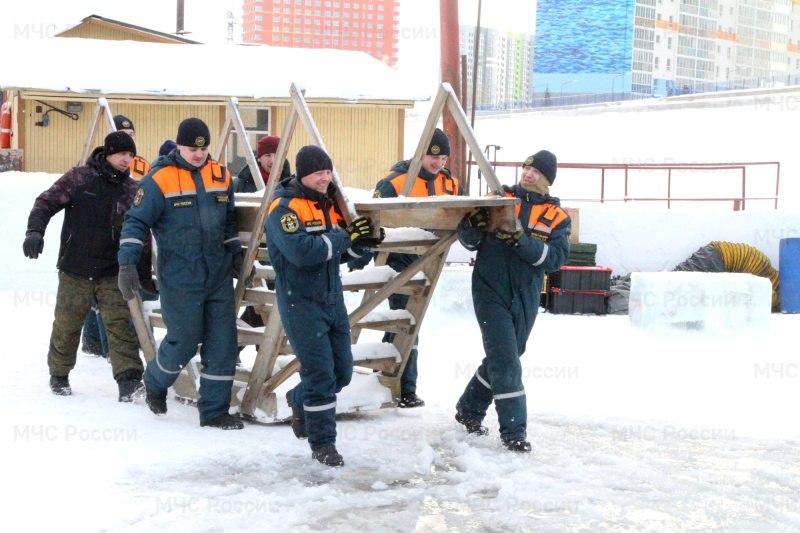 Фото В Новосибирске показали изготовление купели для Крещенских купаний 19 января 10
